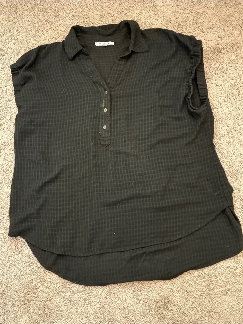 Jane and Delancey Black Short-Sleeve Button Down Top